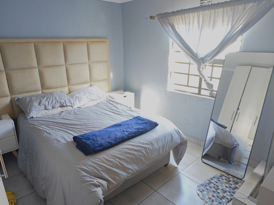 3 Bedroom Property for Sale in Nomzamo Western Cape